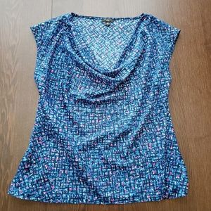 🔥$5 ANN TAYLOR Cowl Neck Patterned Top Petite